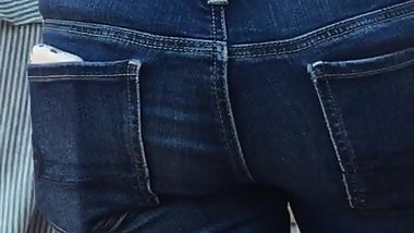 Candid Tight Teen Ass in Jeans