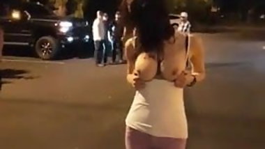 SBB sexa boobs flashed outdoors