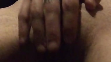 Teen next fingerbanging her sweet pussy