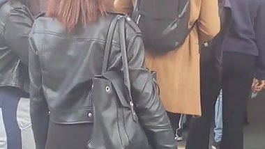 College booty x 2 (juicy booty)