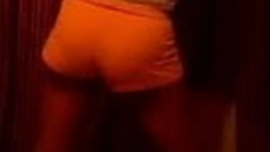 Teen twerking