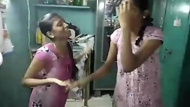 tamil lesibian school girls with audio (viral-2018)