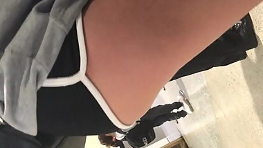 Teen shows her hot Ace