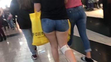 Candid ass