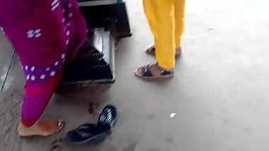 Tamil(vilupuram) girl in transparent chudi pant(all visible)