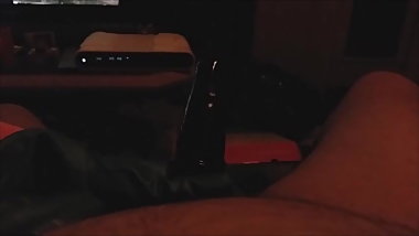 Mit dem Gummihandschuh abgemolken.