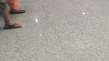 sexy indian teen thighs,so sexy teen love this teen muaa