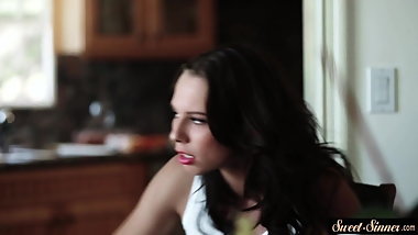 Pussylicked stepdaughter banged in stockings