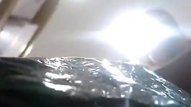 Bajo la falda