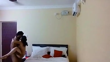 Desi young cuouple fucking in hotel room