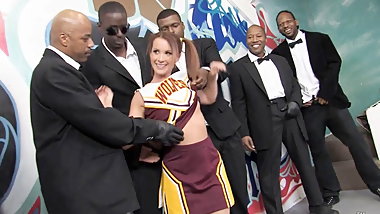 Cheerleader Teen Tweety Valentine Interracial Gangbang