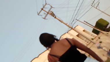 NALGONA PARADA BUS MIGF CASADA VECINA