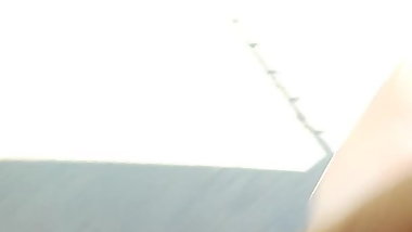 Novinha gostosa cavalona recebendo jeans 1