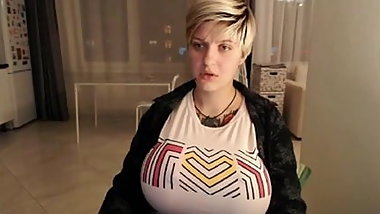 Small big tits on webcam