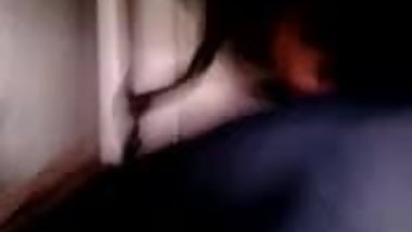 METENDO DEDOS ESTUDIANTE EN EL BUS