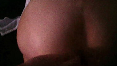 Bekannte hat mit heimlich Ihren kleinen Po gezeigt