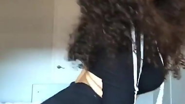 Jada Everon twerking