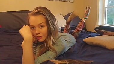 Blonde bare feet and high heels