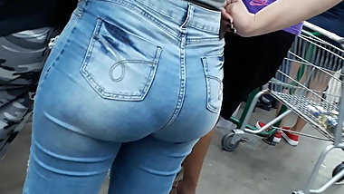 jeans marcando a calcinha