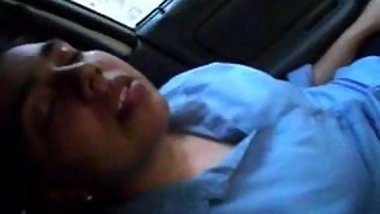 Blue Top Indian Teen Fingered in Car