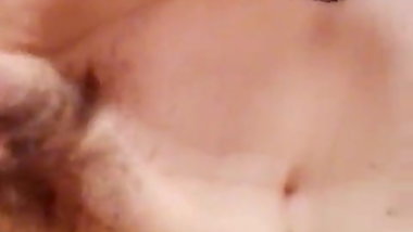 Puttana viene col cazzo nella figa