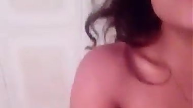 flaca zorra casada me mostro y su marido trabajando