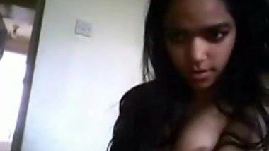 Cute sexy desi chick flashing