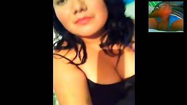 mexicana muestra tetas por chaqueta y leche