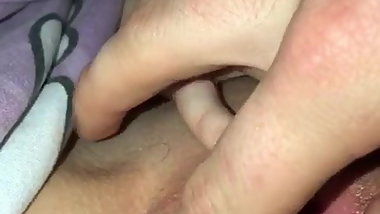 Sie macht es sich vor mir