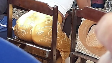 Safada mostrando a bunda gostosa 1