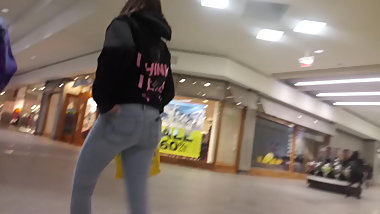 Young college pawg tight jeans mm good