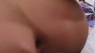 hot blonde - who is she?