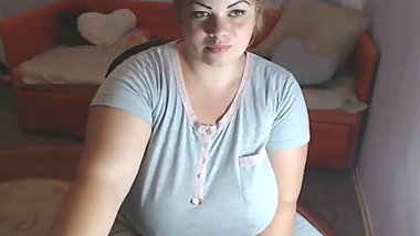 Girl aux gros seins trop beau