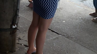 Loirinha novinha tesuda vestido colado 2