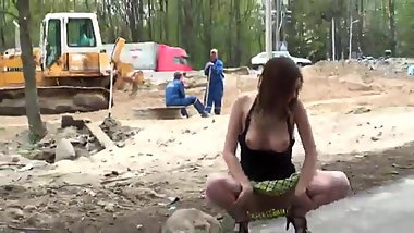 Teen Flashes in Public