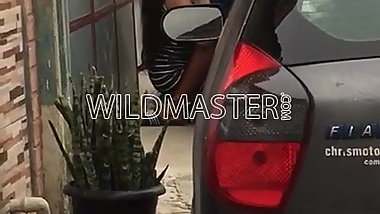 safada mamando na rua