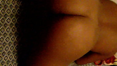 Bri young dumb ass twerkin