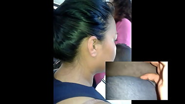 METIENDO EL DEDO EN MEDIO RICAS NALGOTAS MOM BUS 3