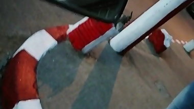 Flashing a jovencita