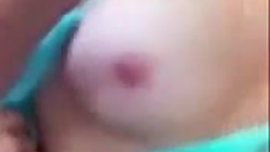 werita se exibe