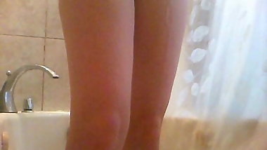 Sexy teen caught in the shower