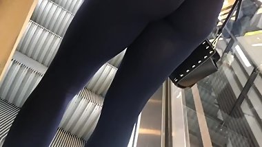 Teen leggings perfect ass HD