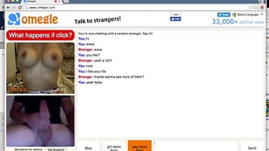 Omegle Slut With Bubble Butt Gets BIG Cock For Christmas