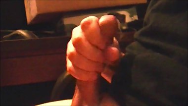 MY CHRISTMAS EVE CUMSHOT FOR ALL TO SEE