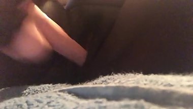 Ebony teen makes herself squirt