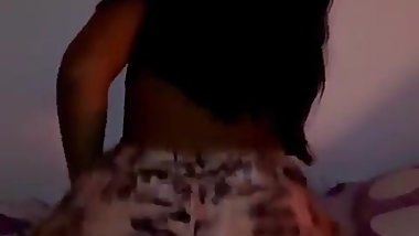 18 yo teen slut likes to twerk (4)