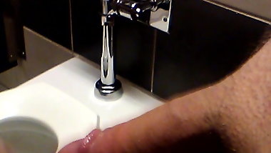 Young blonde gf sucking in public restroom