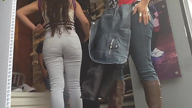 Sexy ass on teen, culitos ricos