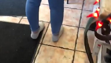 Candid phat ass college teen coworker