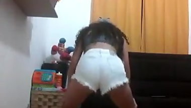 Lele flor dancando funk